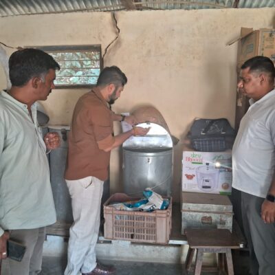 उपायुक्त अपूर्व देवगन पहुंचे ‘अपना विद्यालय’, राजकीय वरिष्ठ माध्यमिक पाठशाला द्रंग का किया निरीक्षण