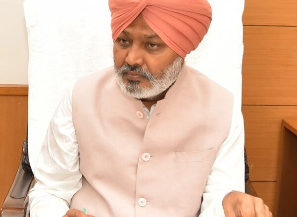 ਕਾਂਗਰਸ ਦੀ ਦਲਿਤ ਵਿਰੋਧੀ ਮਾਨਸਿਕਤਾ ਇੱਕ ਵਾਰ ਫਿਰ ਹੋਈ ਨੰਗੀ, ਪਾਰਟੀ ਆਗੂਆਂ ਨੇ ਦਲਿਤ ਔਰਤਾਂ ਦਾ ਕੀਤਾ ਅਪਮਾਨ: ਹਰਪਾਲ ਸਿੰਘ ਚੀਮਾ