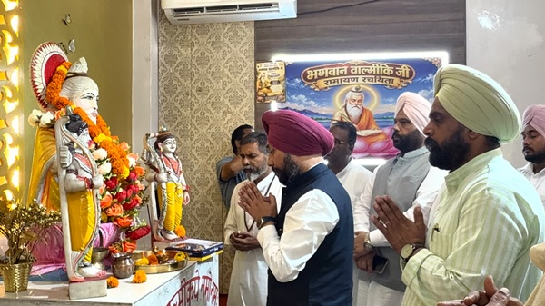 ਰਾਸ਼ਟਰੀ ਸਫਾਈ ਕਮਿਸ਼ਨ ਦੇ ਵਾਈਸ ਚੇਅਰਮੈਨ ਹਰਦੀਪ ਸਿੰਘ ਵੱਲੋਂ ਸੰਗਰੂਰ ਵਿਖੇ ਸਫਾਈ ਕਰਮਚਾਰੀਆਂ ਨਾਲ ਮੁਲਾਕਾਤ