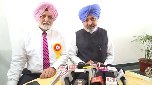 PRTC ਮੁਲਾਜ਼ਮਾਂ ਦੀ ਹੜਤਾਲ ’ਤੇ ਵਿੱਤ ਮੰਤਰੀ ਦਾ ਬਿਆਨ, ਬੋਲੇ- ਮੰਗਾਂ ’ਤੇ ਬਣੀ ਸਹਿਮਤੀ, ਜਲਦ ਜਾਰੀ ਹੋਵੇਗਾ ਲਿਖਤੀ ਪੱਤਰ