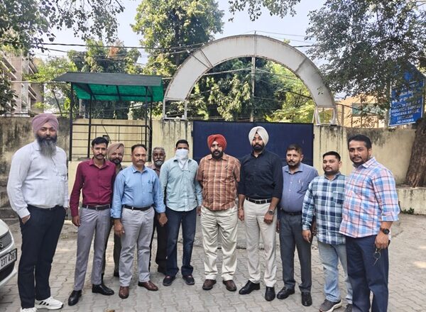 ਵਿਜੀਲੈਂਸ ਬਿਊਰੋ ਵੱਲੋਂ 25,000 ਰੁਪਏ ਰਿਸ਼ਵਤ ਲੈਂਦਾ ਨਗਰ ਨਿਗਮ ਦਾ ਇੰਸਪੈਕਟਰ, ਰੰਗੇ ਹੱਥੀਂ ਕਾਬੂ